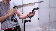 3-1P2261APC28.jpg