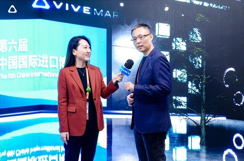 HTC 全球高級副總裁、全球銷售及市場負(fù)責(zé)人黃昭穎接受媒體采訪