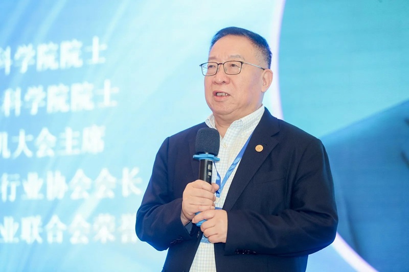 楊金才 世界無(wú)人機(jī)大會(huì)主席深圳市無(wú)人機(jī)行業(yè)協(xié)會(huì)會(huì)長(zhǎng)深圳市虛擬現(xiàn)實(shí)產(chǎn)業(yè)聯(lián)合會(huì)榮譽(yù)會(huì)長(zhǎng)