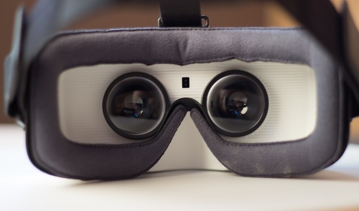 消費(fèi)版Gear VR