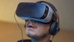 消費(fèi)版Gear VR
