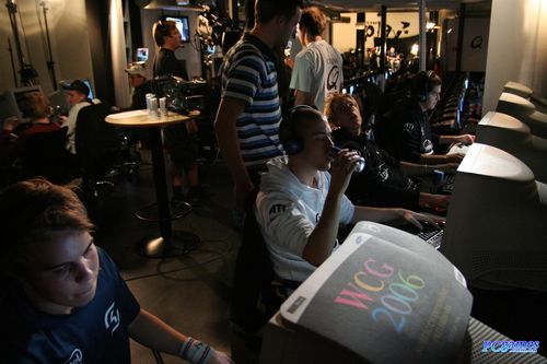 WCG2006上清一色的CRT