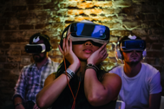把世界搬回家，VR背后的商業(yè)機會在哪里？